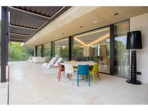 516177_49262643948_58192d5b-0e0d-4073-ae4f-a4511d15e186