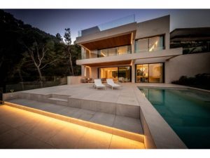 516177_51706407172_189fb8ec-17b9-4afa-aba6-fbf3d441c43b